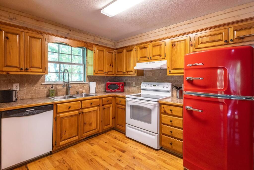 Pet Friendly Luxury Near Helen With Fire Pit *